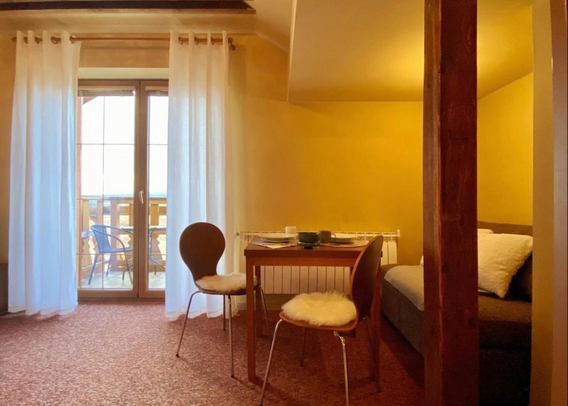 Apartment With Beautiful View Of High Tatras Vel'ka Lomnica Exteriör bild